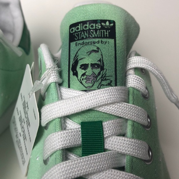 pharrell stan smith hu holi